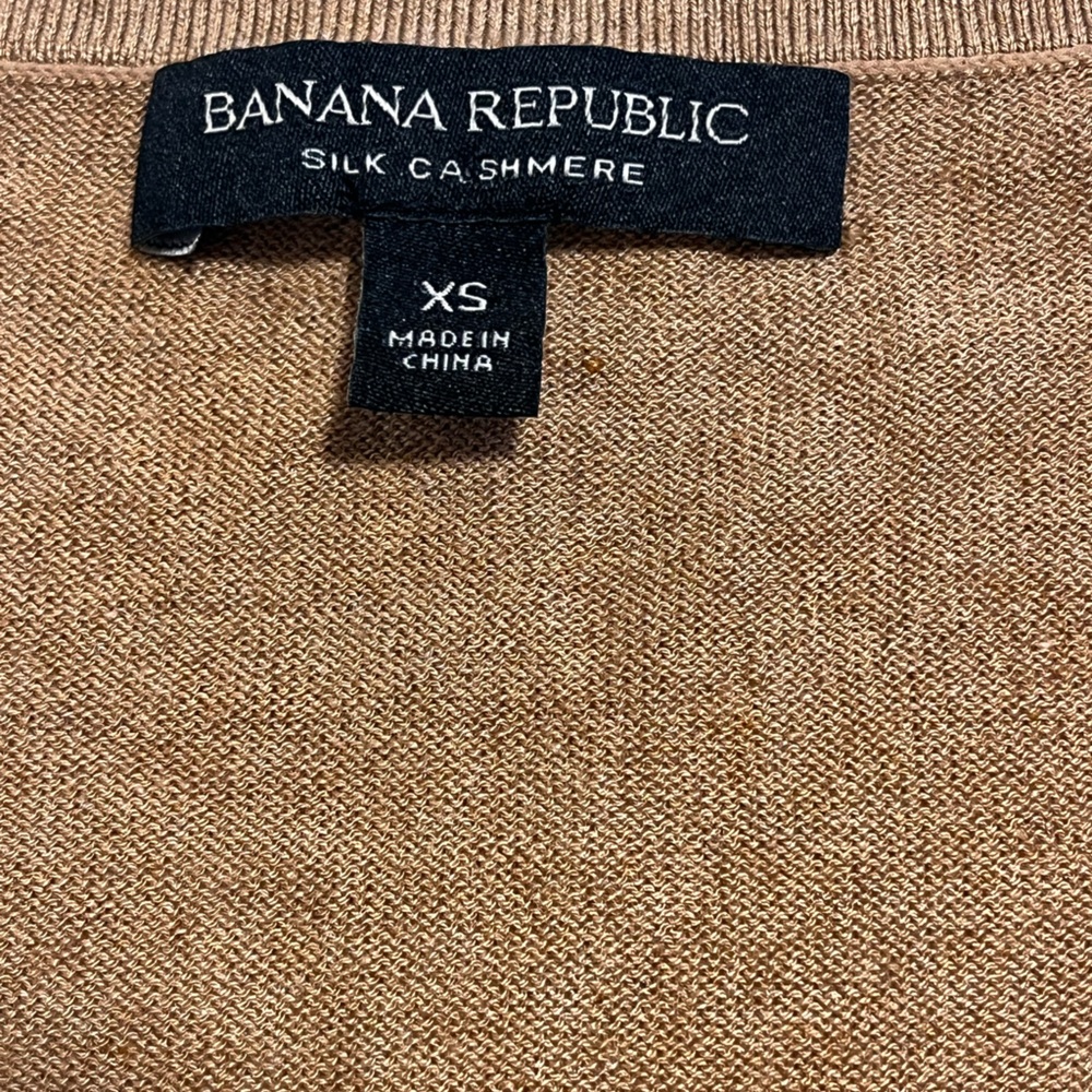 Banana Republic Chic Stylish Silk Cashmere Pull On Sweater, Womens, Sz XS, Taupe - Picture 3 of 4